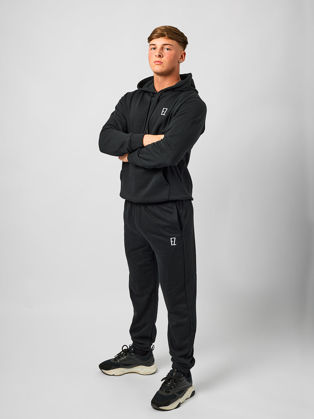 320 Performance Hoodie - Black